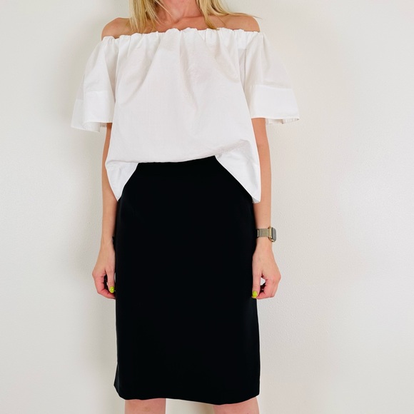 Iphe black pencil skirt with side slit made in Italy - Picture 4 of 7